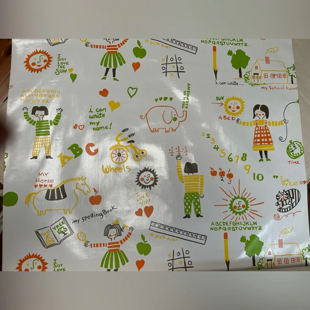 Parents! Teachers! 1 wallpaper roll-thick washable vinyl colorful children print